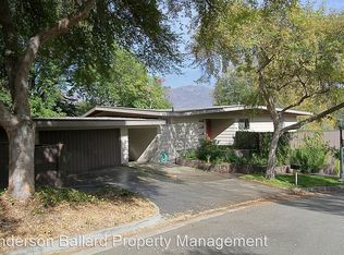 1375 Chamberlain Rd, Pasadena, CA 91103