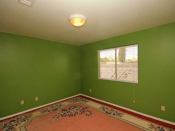 4th image of 2669 N Winstel Blvd