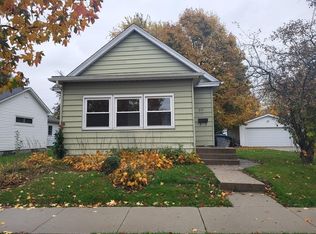 215 Cable St, La Porte, IN 46350