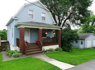 27 1st Ave, Burgettstown, PA 15021