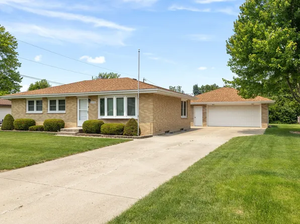 23548 W Lynn St, Plainfield, IL 60586