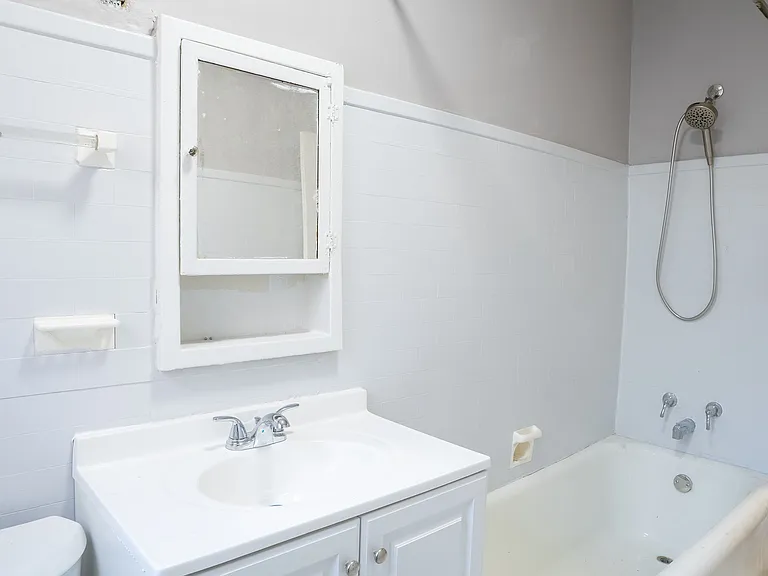 7035 S Indiana Ave #3 — Photo 12