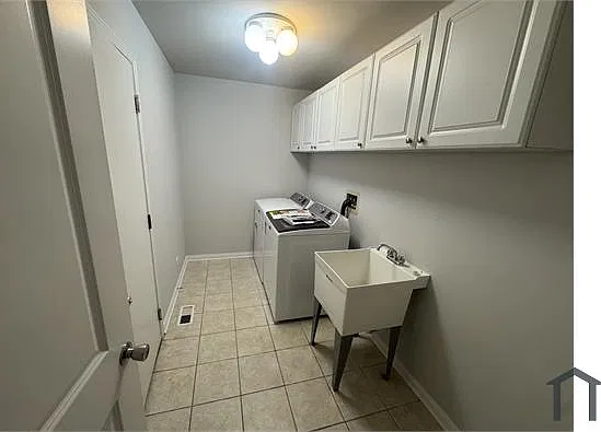5 bed, 2800 sqft, $4,500 — Photo 3