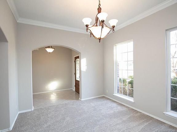 4th image of 25510 Briar Dr