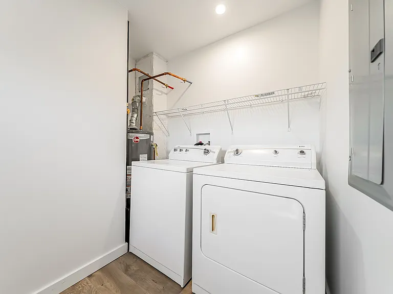 330 Abbe Rd #2 — Photo 10