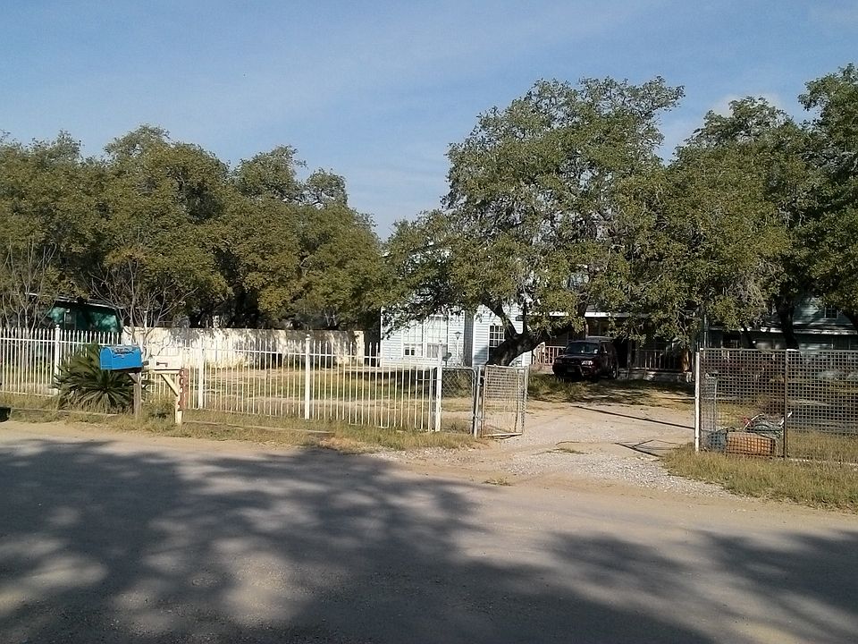 1st image of 70 Timbercreek Dr
