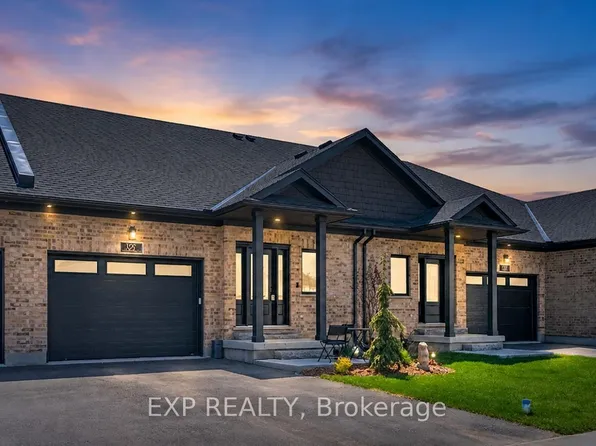 137 S Parkwood Blvd, Woolwich, ON N3B 3G8