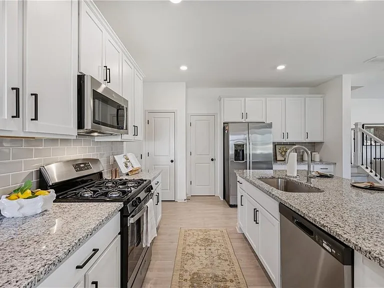 180 Park Ave #THE WREN — Photo 14