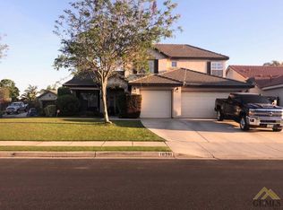 10701 Panther Falls Ave, Bakersfield, CA 93312