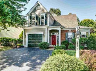 1253 Courtyard Dr, Charlottesville, VA 22903