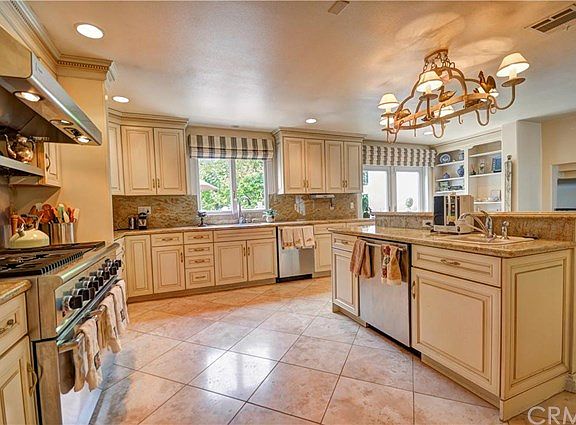 3rd image of 1825 Copper Lantern Dr