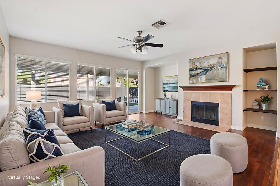 next background image