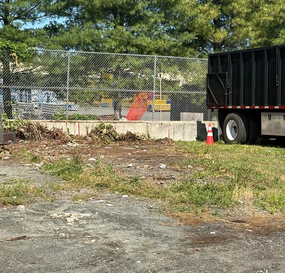158 North 8th Street - Parking rental 4 — Photo 3