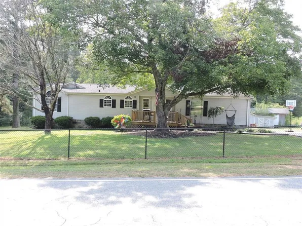 167 Corbett Rd, Troy, NC 27371