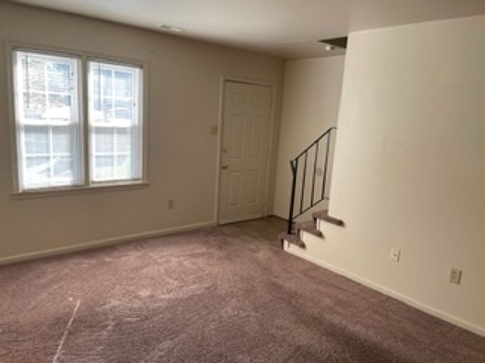 1st image of 1500 Concord Ave #27