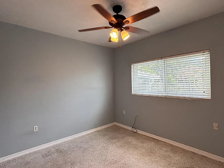 161 Eden Ave — Photo 15