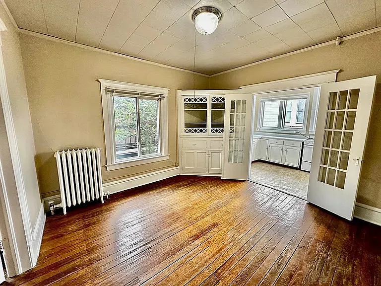 725 N Cascade Ave #4 — Photo 8