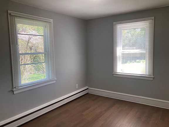 5th image of 214 Overlook Rd