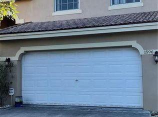 1596 SW 106th Ave, Pembroke Pines, FL 33025