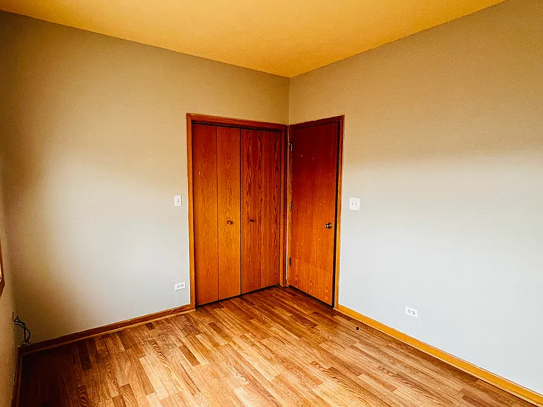 2445 W Polk St #3 — Photo 9