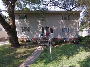 511 Mitchell Ct APT B, Champaign, IL 61821