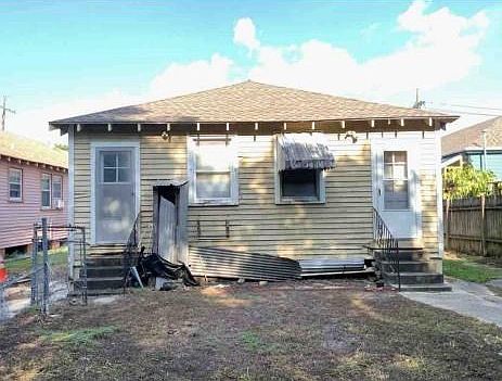4th image of 3618 Touro St