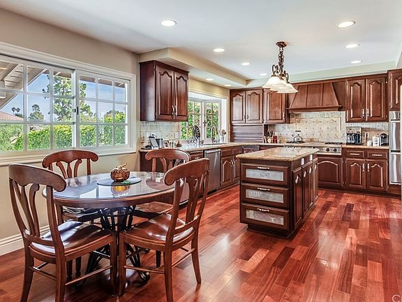 3rd image of 29503 Quailwood Dr