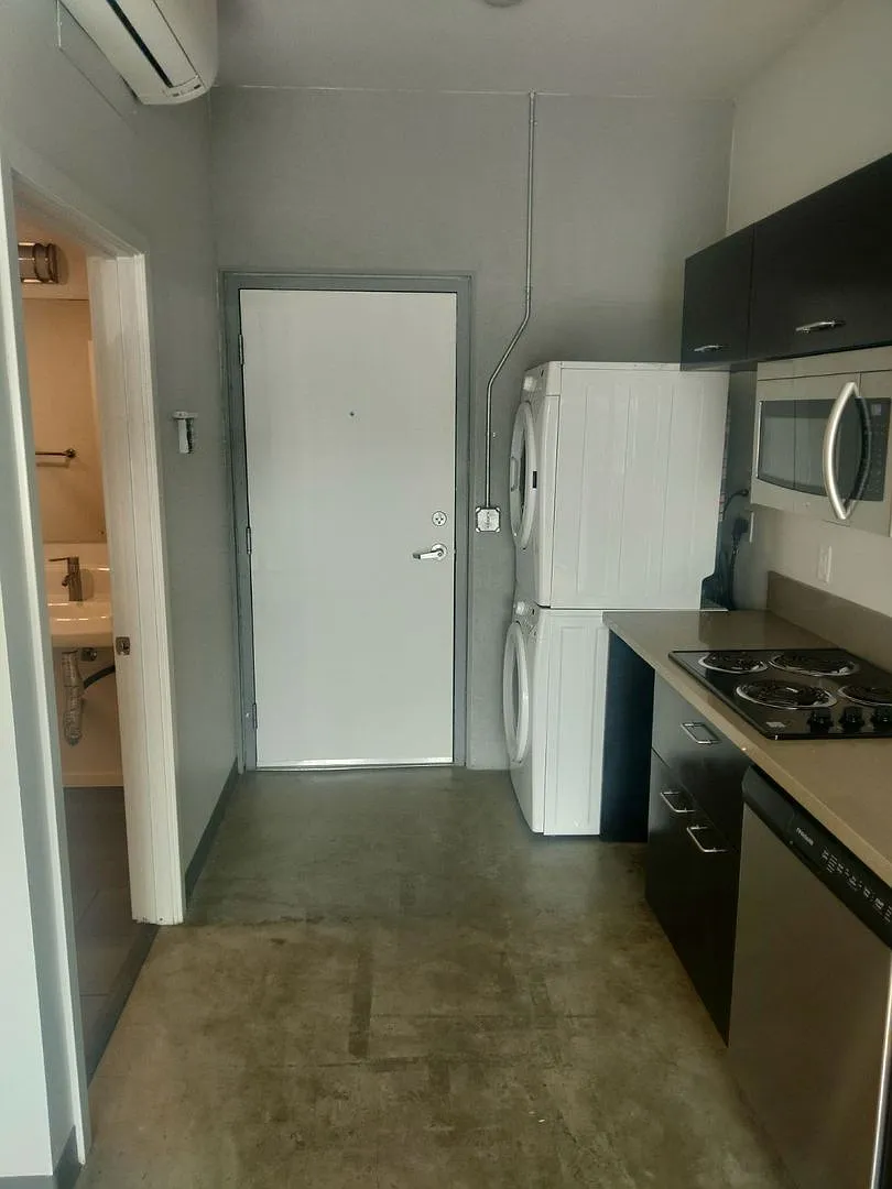 Habitat on 31st — Photo 1