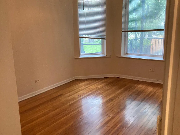 5730 S Indiana Ave #1 — Photo 4