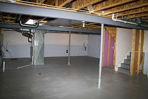 5th image of 340 Thomas Ln