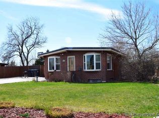 5212 Hilltop Ave, Cheyenne, WY 82009