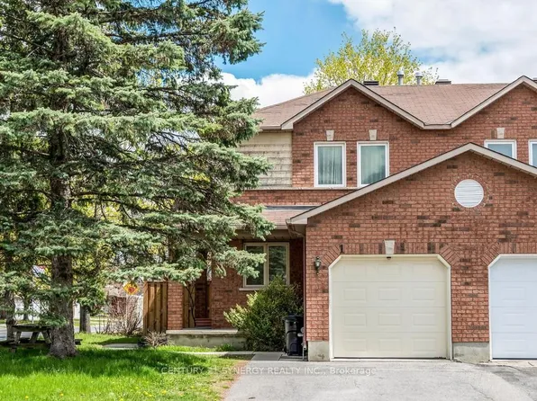 1 Winnegreen Ct, Ottawa, ON K1G 5P3