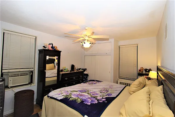 Sold by Superior Realty Service | media 25