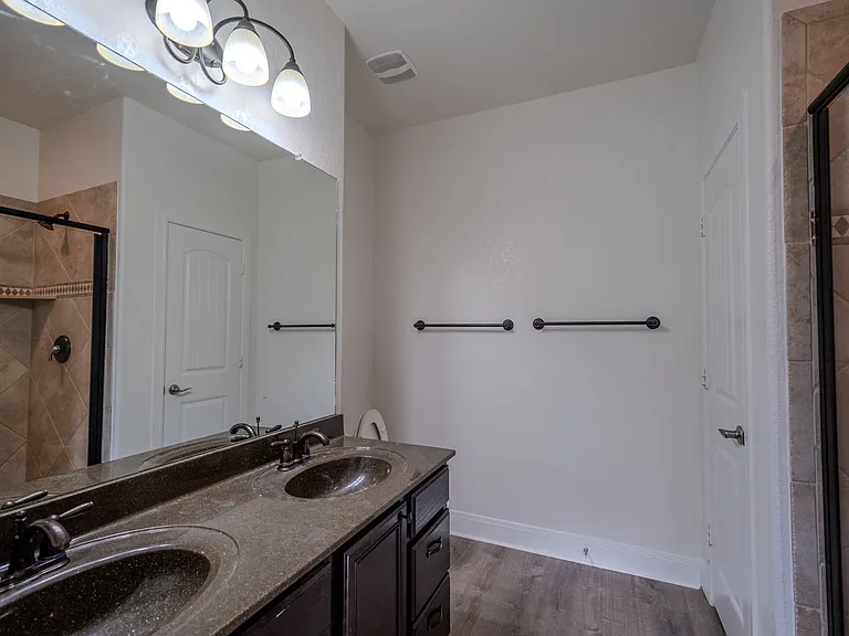 21226 Villa Madama — Photo 10