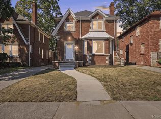 17577 Greenlawn St, Detroit, MI 48221