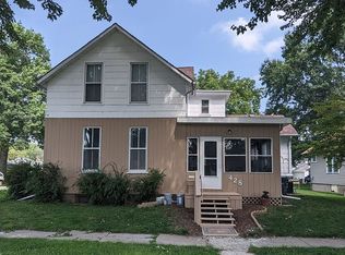 428 Hedge Ave, Burlington, IA 52601