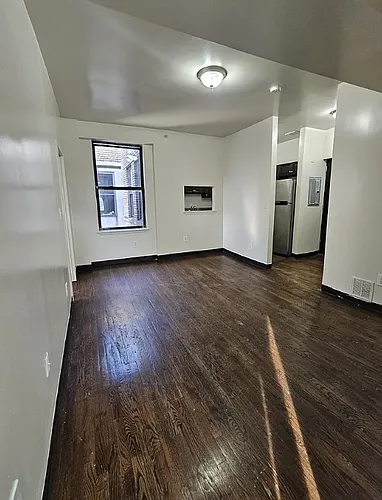 611 Clinton Ave #101 Photo 1