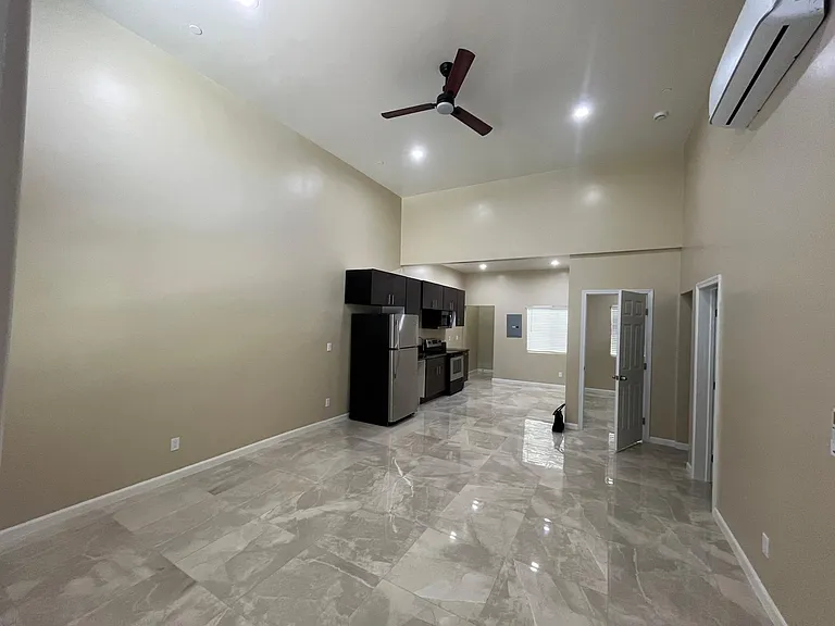 2739 Eltinge Dr — Photo 30