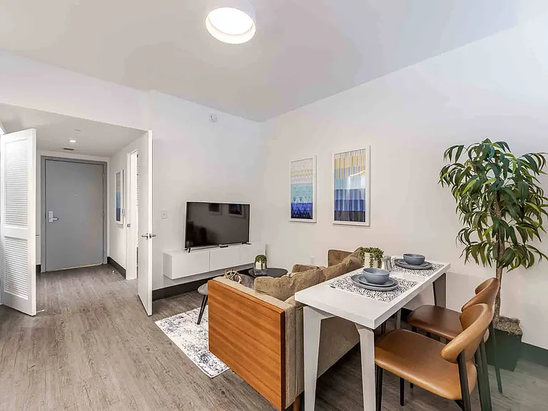 The Anamar at Collins Park — Photo 7