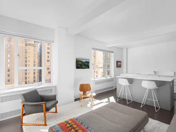 20 East 35th Street image 7 of 13