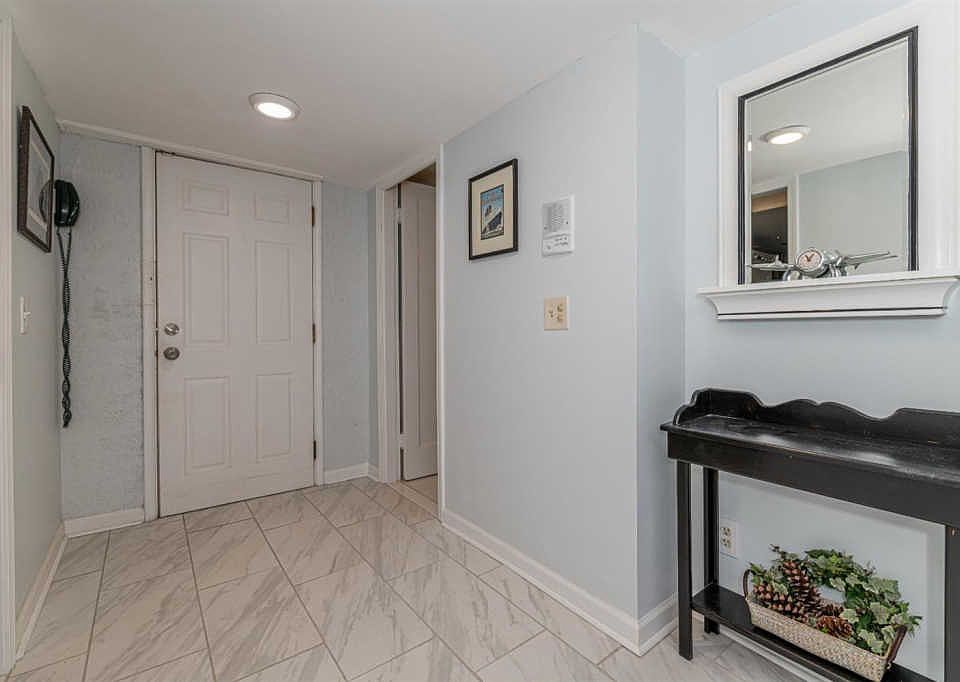2nd image of 965 Asbury Rd