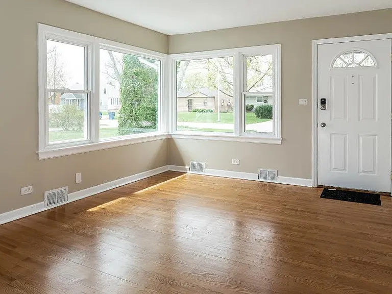 320 S Yale Ave — Photo 10