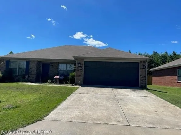 2001 Willow Oak Dr, Van Buren, AR 72956