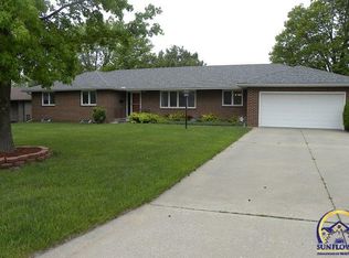 2037 SW Sims Ave, Topeka, KS 66604