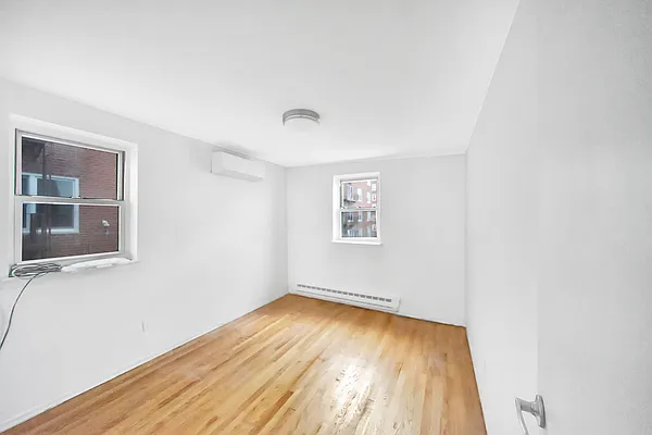 Rented by Compass | media 13