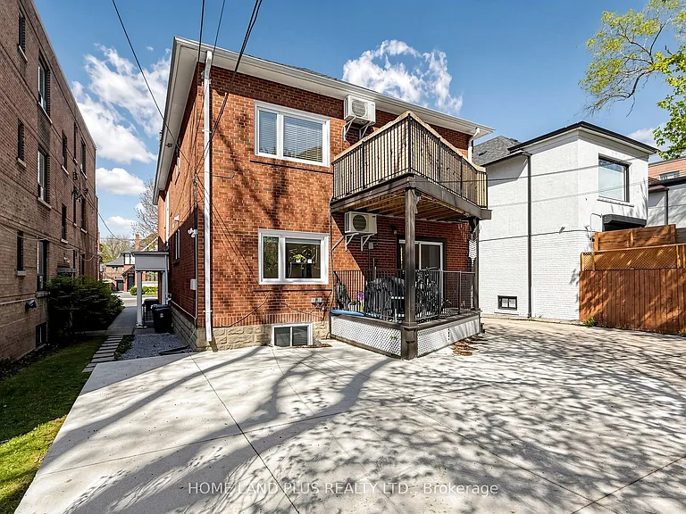 919 Avenue Rd #3 — Photo 34