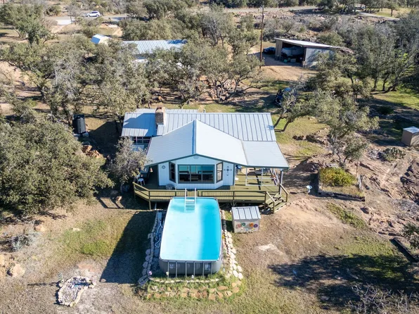 501 Bumpy Ridge Dr, Burnet, TX 78611