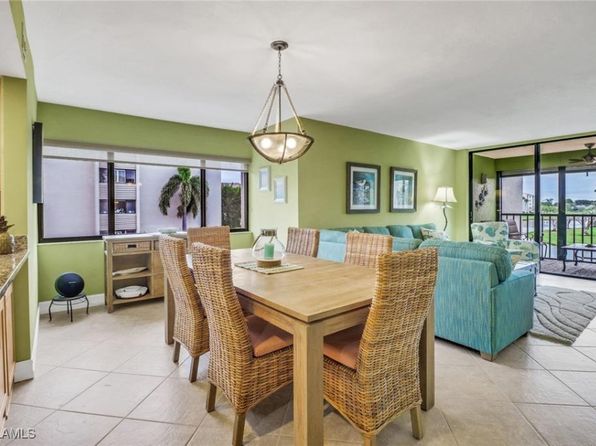 4240 Steamboat Bnd APT 301