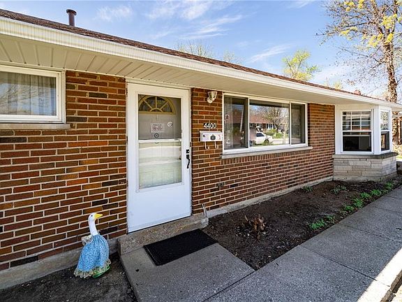 4th image of 4400 Mozart Ave