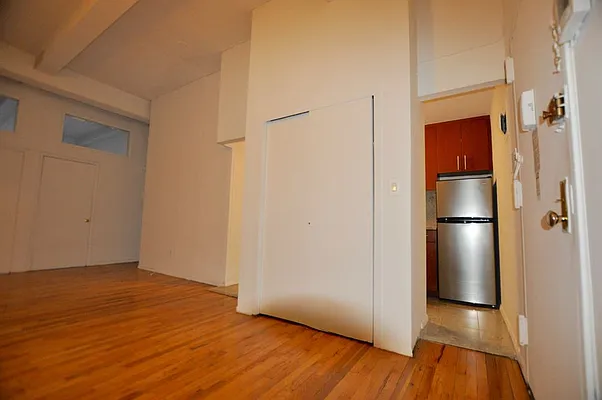 Rented by REAL New York | media 22